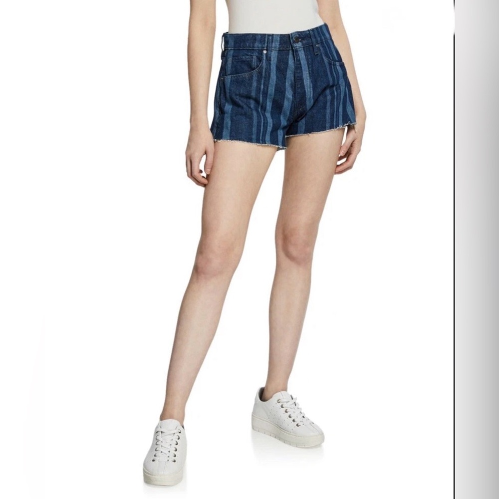 Levi’s Made&Crafted Cheeky High Rise Blue Laser Stripe Denim Shorts Size 26